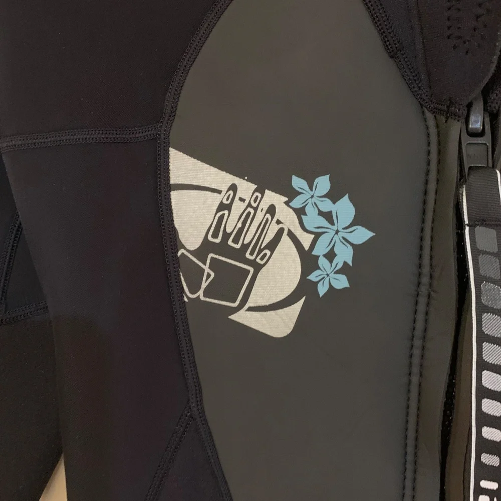 Body Glove Women’s Black/Gray Wet Suit sz 9/10